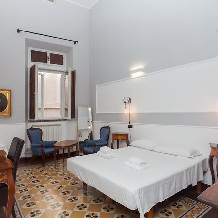 Palazzo Del Duca Piazza Navona Guest House روما المظهر الخارجي الصورة