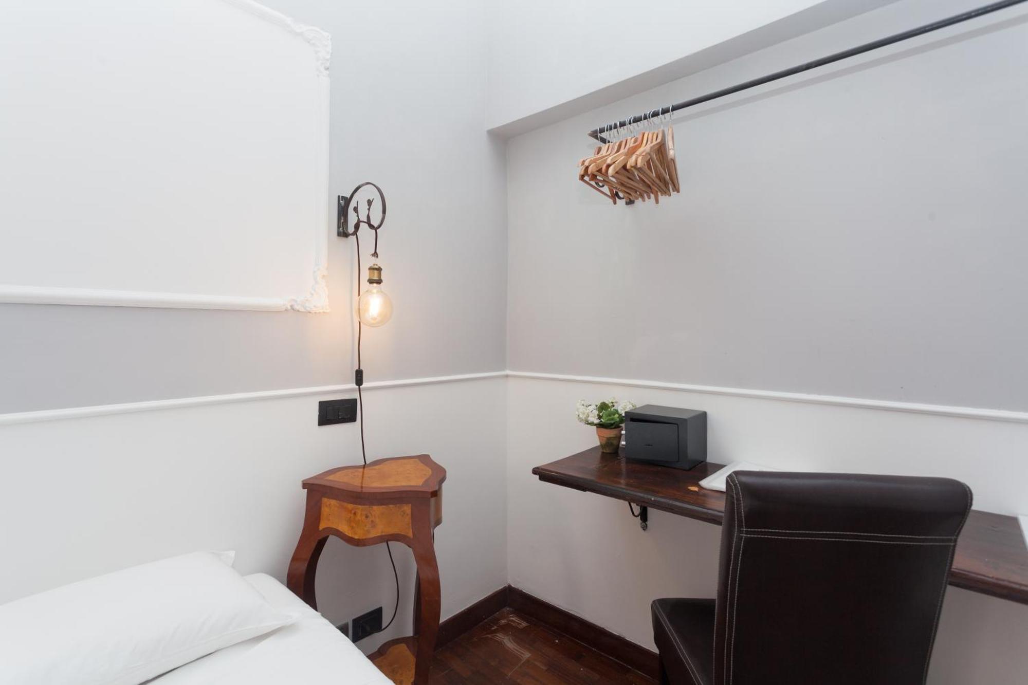 Palazzo Del Duca Piazza Navona Guest House روما المظهر الخارجي الصورة