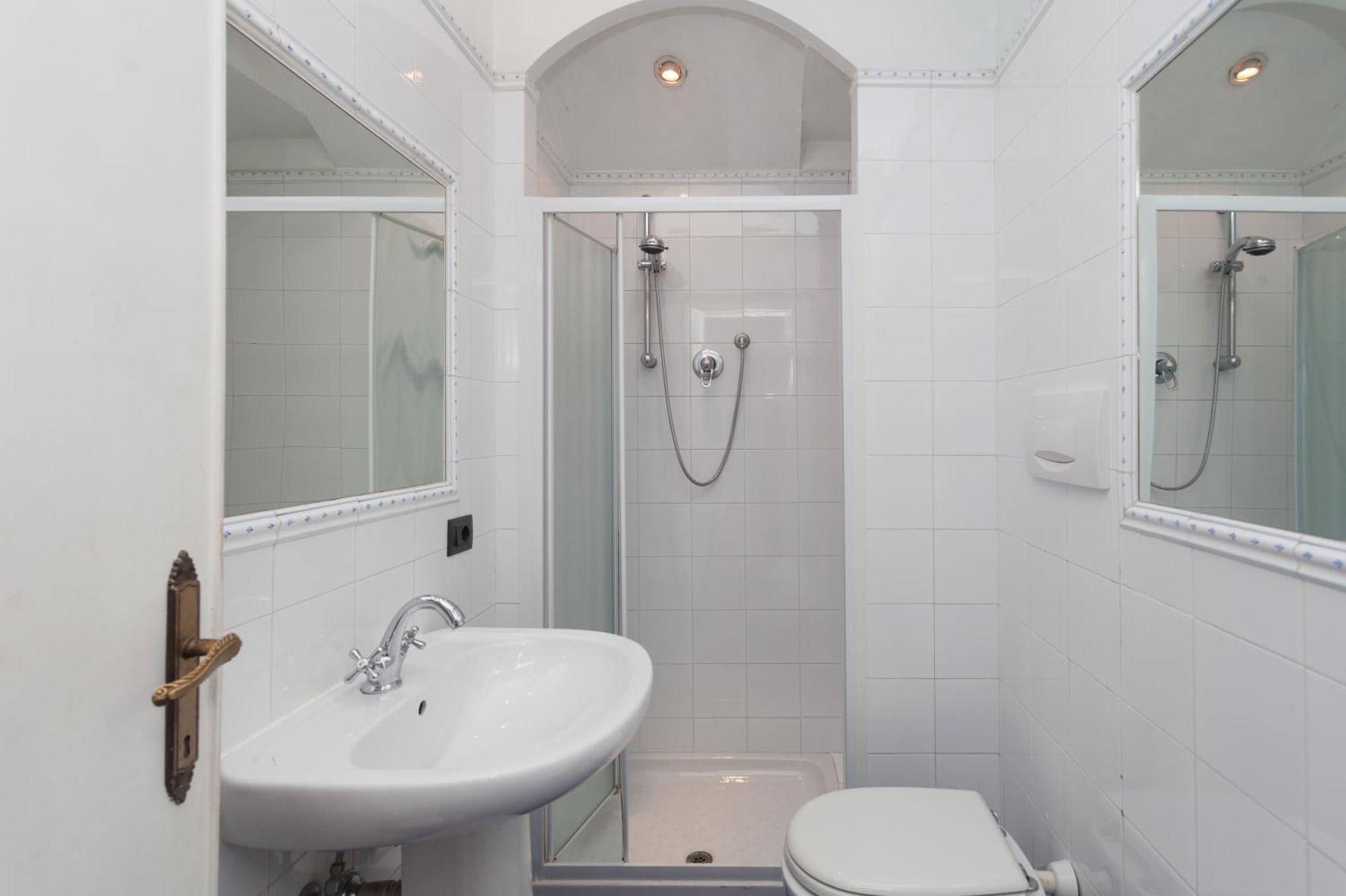Palazzo Del Duca Piazza Navona Guest House روما المظهر الخارجي الصورة