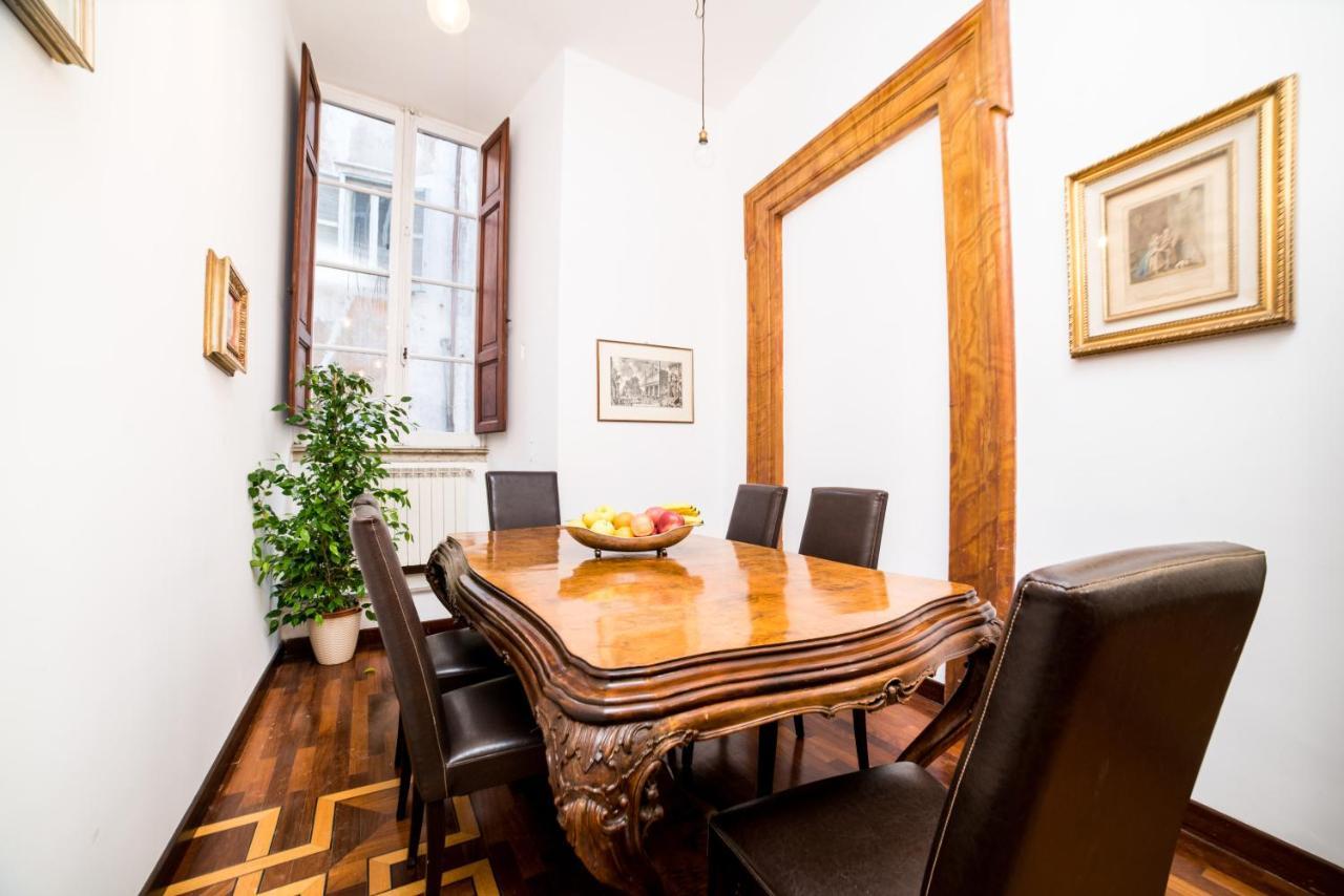 Palazzo Del Duca Piazza Navona Guest House روما المظهر الخارجي الصورة