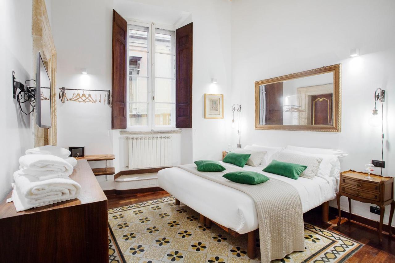 Palazzo Del Duca Piazza Navona Guest House روما المظهر الخارجي الصورة