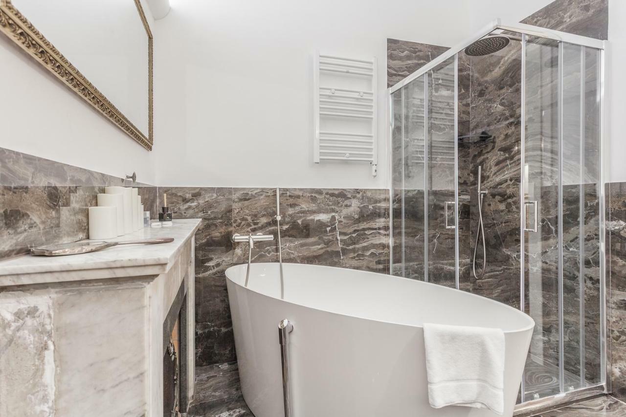 Palazzo Del Duca Piazza Navona Guest House روما المظهر الخارجي الصورة