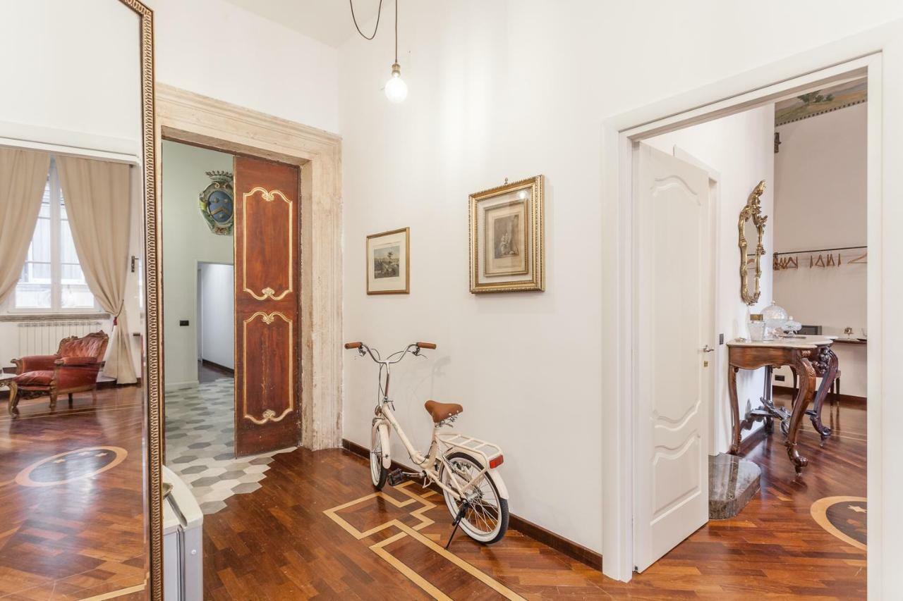Palazzo Del Duca Piazza Navona Guest House روما المظهر الخارجي الصورة